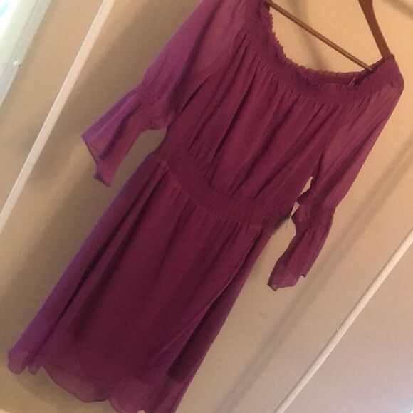 NWT Halston Crepe Dress Scoop Neck - Size Medium - Picture 1 of 8